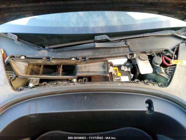 Tesla Model 3 Long Range 2018 5YJ3E1EB4JF113256 Image 11