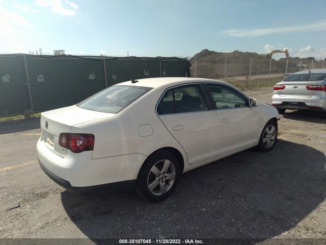 3VWRZ71K18M026540 Volkswagen Jetta Sedan Se/sel