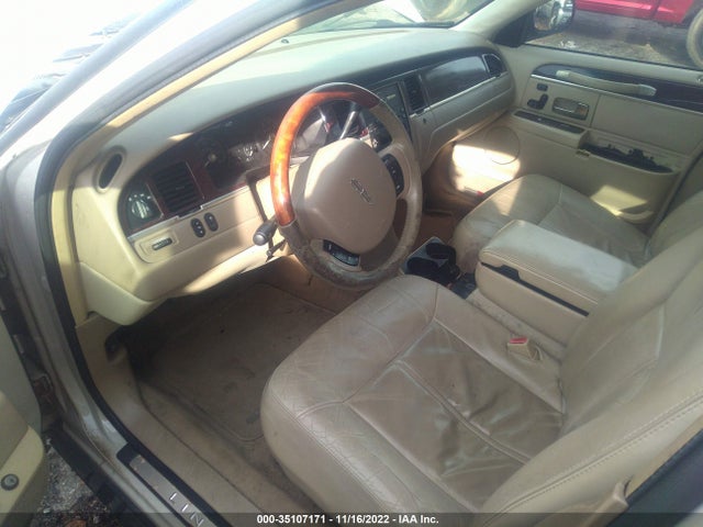 Lincoln Town Car 2007 1LNHM82V27Y617468 Image 6