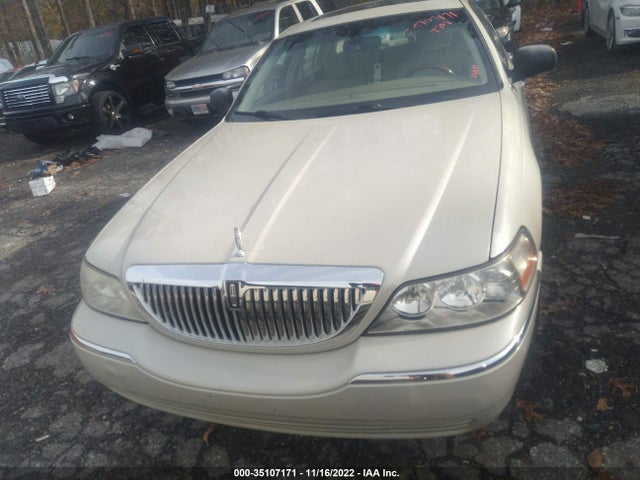 Lincoln Town Car 2007 1LNHM82V27Y617468 Image 7