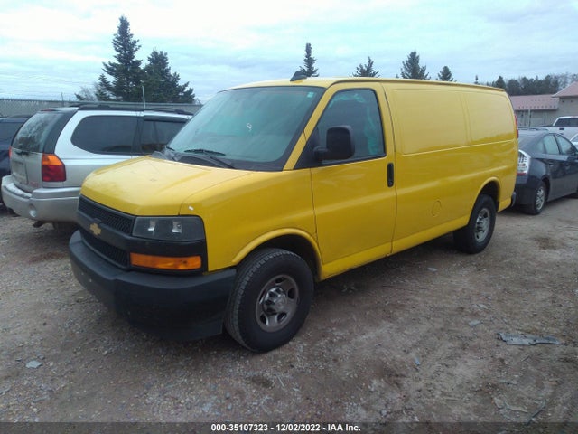 Chevrolet EXPRESS CARGO VAN 2019 1GCWGAFP8K1158230 Image 2