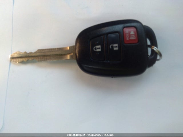 2013 TOYOTA RAV4 XLE VIN: 2T3WFREV0DW059701