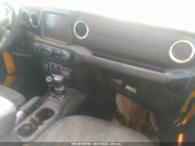 1C4HJXEG7KW527421 Jeep Wrangler Unlimited Moab