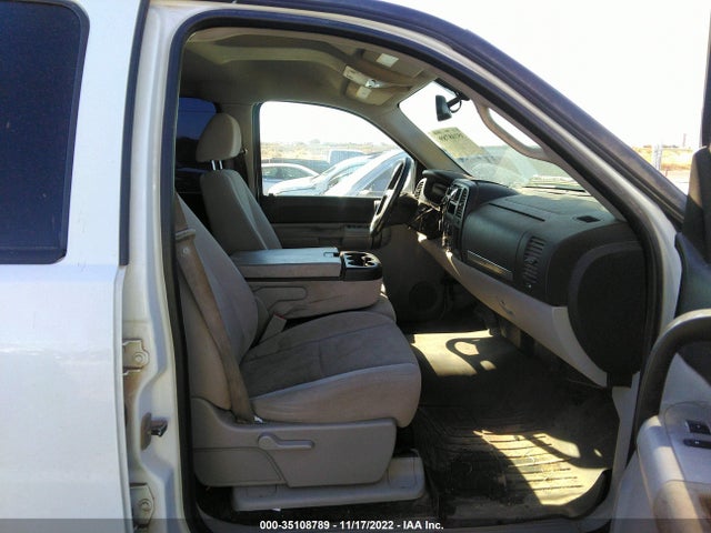 2008 CHEVROLET SILVERADO 1500 LT W/1LT VIN: 3GCEK13J58G235978