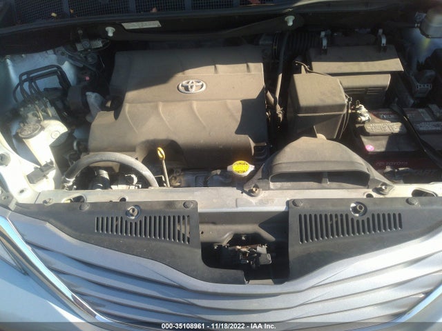 Toyota Sienna 2016 5TDYK3DC9GS698683 Image 12