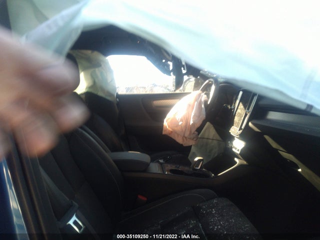 Volvo Xc40 R-design 2021 YV4162UM9M2610966 Image 7