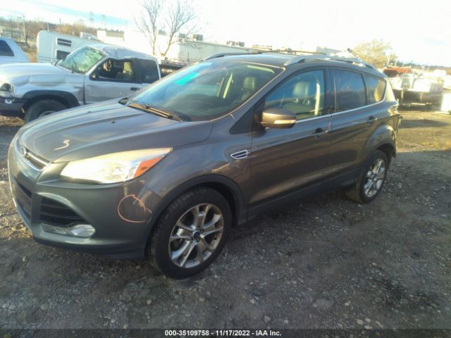 1FMCU0J95EUA39922 Ford Escape Titanium