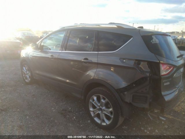 1FMCU0J95EUA39922 Ford Escape Titanium