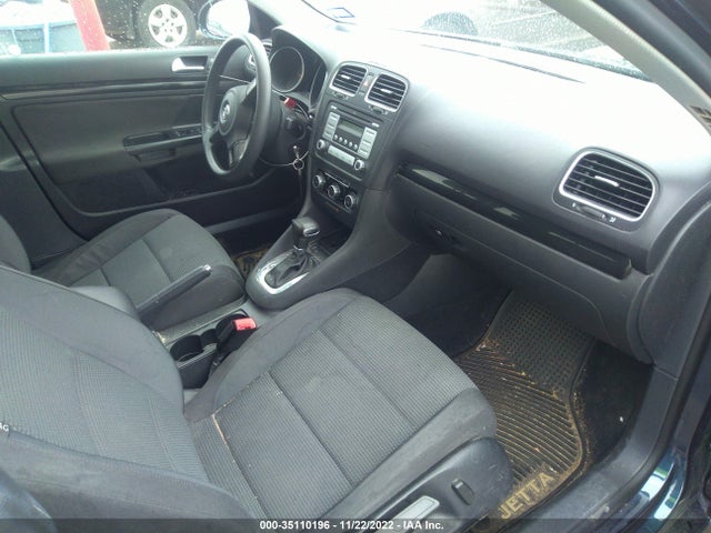 3VWMZ7AJ5AM663681 Volkswagen Jetta Sportwagen S
