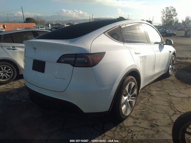 Tesla Model Y Long Range 2022 7SAYGAEE6NF358692 Image 4