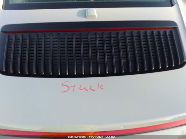 2018 Porsche 911, VIN: WP0AB2A91JS122203