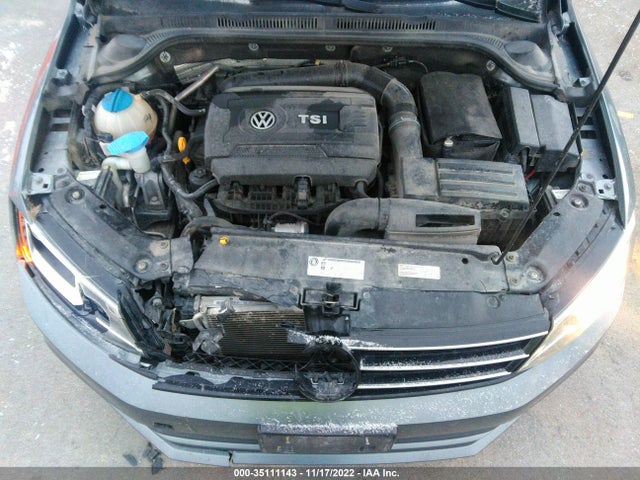 3VWL07AJ4GM367985 Volkswagen Jetta Sedan 1.8t Sel