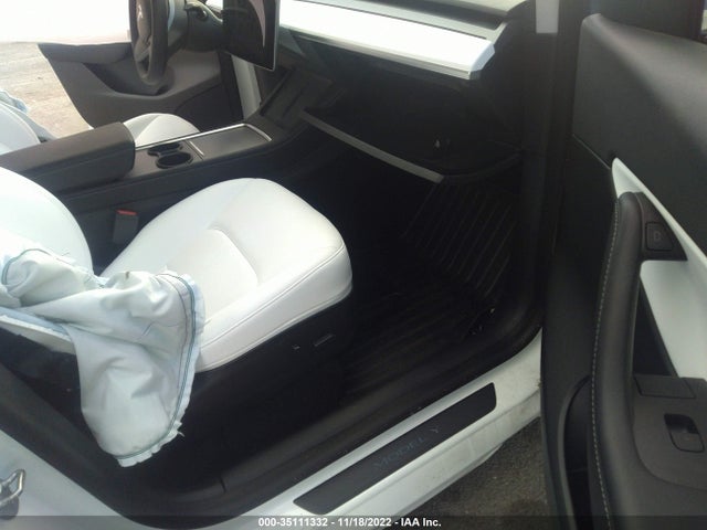 Tesla Model Y Performance 2021 5YJYGDEF0MF304357 Image 5