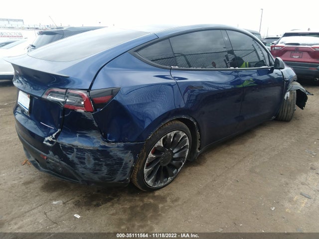 Tesla Model Y 2020 5YJYGDEF6LF001775 Image 5