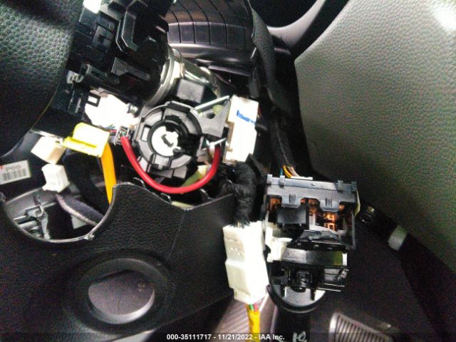KNDJN2A2XE7062165 KIA Soul Base