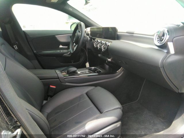 W1K5J4GB0NN274915 Mercedes-Benz Cla Cla 250