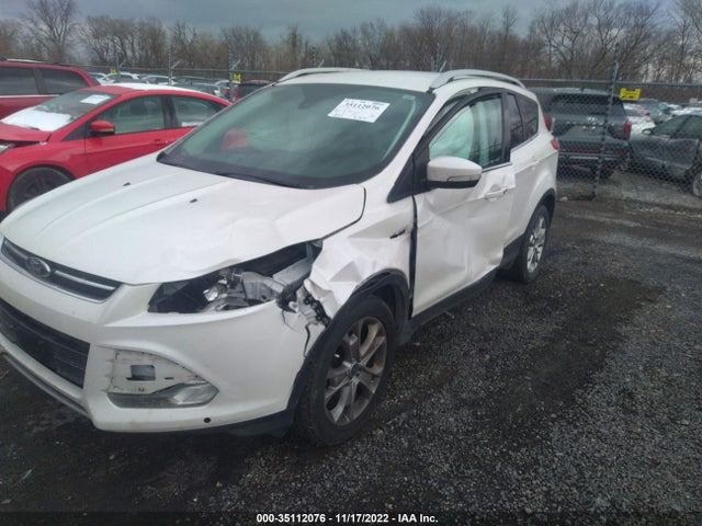 1FMCU9JX8EUD16386 Ford Escape Titanium