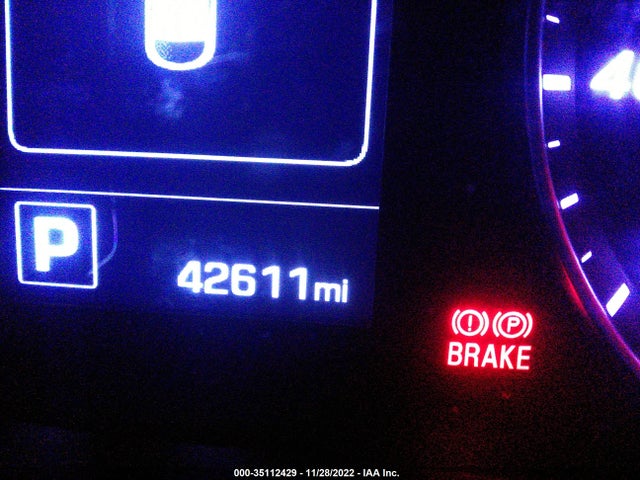 2016 Hyundai Veloster, VIN: KMHTC6AE4GU287892