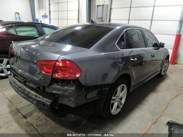 1VWBS7A34EC119435 Volkswagen Passat Se W/sunroof