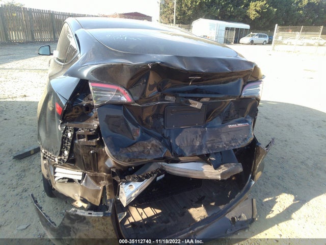 Tesla Model Y 2022 7SAYGDEF5NF393766 Image 8