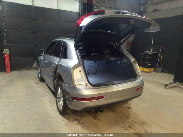 WA1BCCFS3JR002701 Audi Q3 Premium/sport Premium