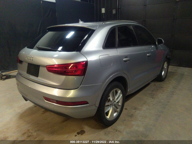 WA1BCCFS3JR002701 Audi Q3 Premium/sport Premium