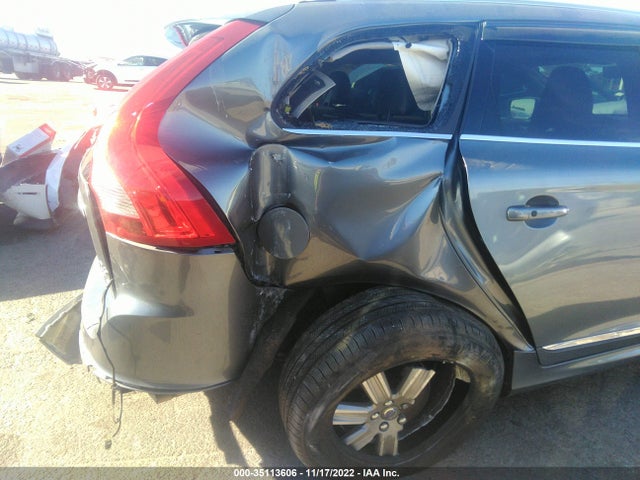 2016 Volvo XC60, VIN: YV449MRK6G2880961