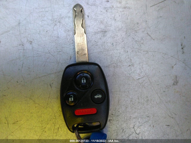 2013 HONDA CIVIC SDN LX VIN: 19XFB2F52DE208056