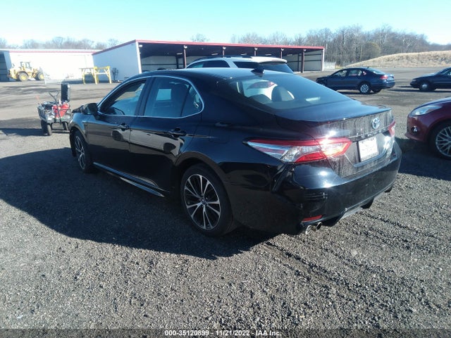 2018 Toyota Camry, VIN: 4T1B21HKXJU006456