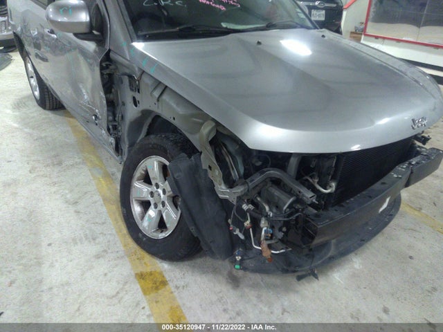 2016 Jeep Compass, VIN: 1C4NJCEB1GD543004