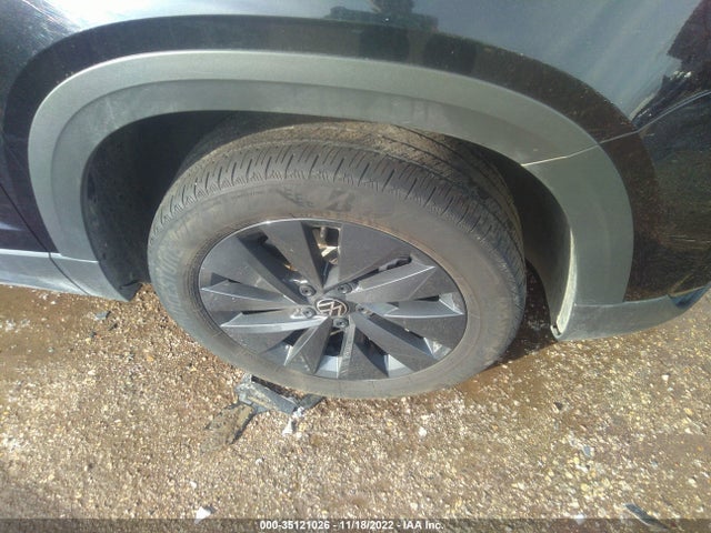 2022 Volkswagen Taos, VIN: 3VVDX7B23NM014162