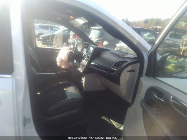 2C4RDGCG3KR694060 Dodge Grand Caravan Sxt