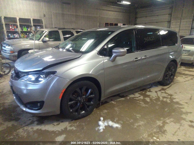 Chrysler Pacifica Touring Plus 2019 2C4RC1FG4KR654274 Image 2