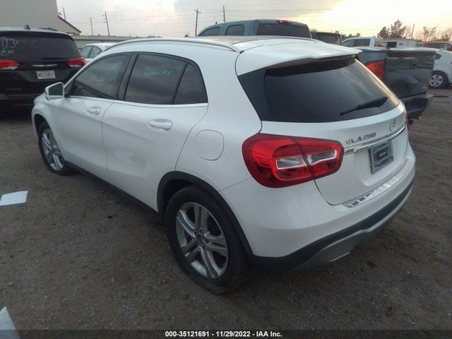 Mercedes-Benz GLA 2018 WDCTG4EB7JJ483566 Image 4