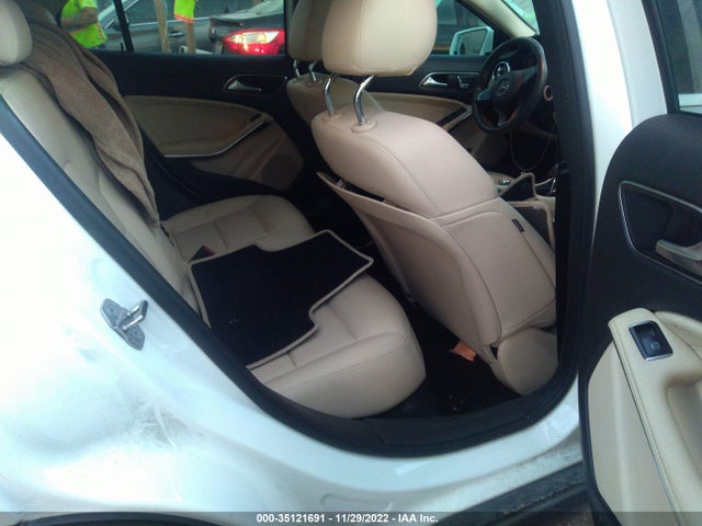 Mercedes-Benz GLA 2018 WDCTG4EB7JJ483566 Image 9