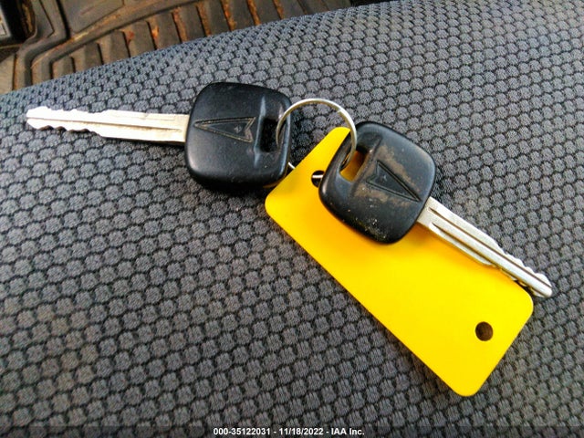 2008 PONTIAC VIBE VIN: 5Y2SL658X8Z416324