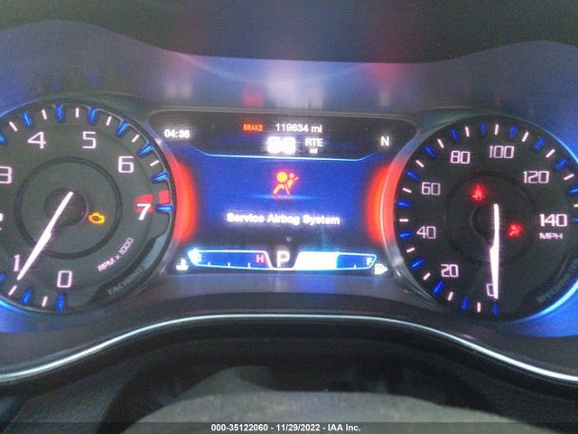 1C3CCCBG1FN518943 Chrysler 200 S