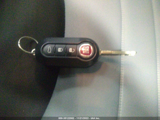 ZFBCFABH1EZ002253 Fiat 500l Easy