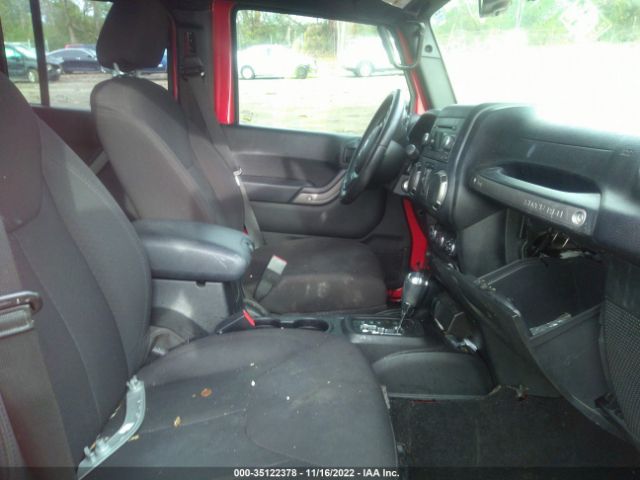 1C4BJWDG2FL510597 Jeep Wrangler Unlimited Sport
