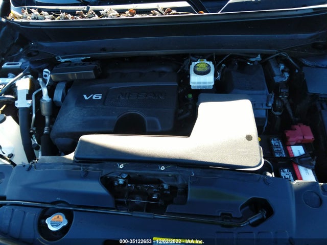 2018 NISSAN PATHFINDER SL VIN: 5N1DR2MM1JC642173