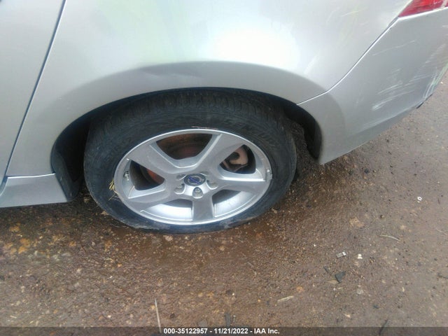 Volvo S60 2012 YV1622FS9C2102795 Image 6