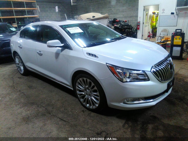 2016 Buick LaCrosse, VIN: 1G4GE5G33GF156386