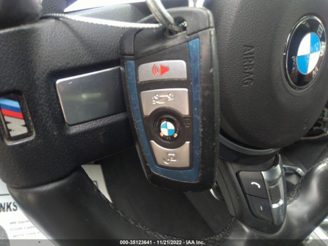 WBA8B9C5XJEE80772 BMW 3 Series 330i