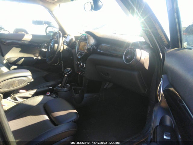 WMWXU3C55F2B57712 Mini Cooper Hardtop 4 Door S