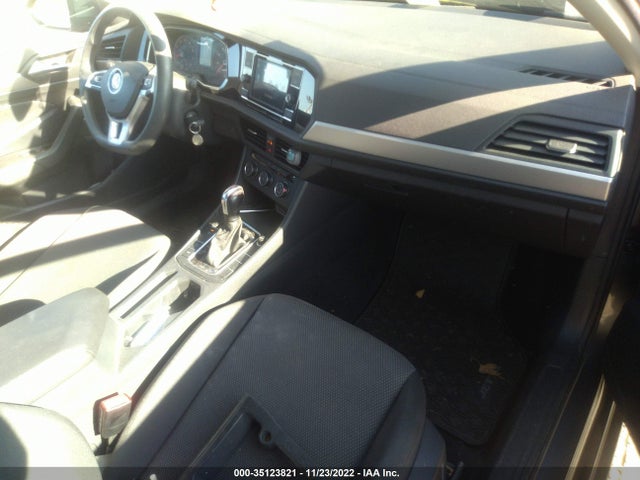 2020 Volkswagen Jetta, VIN: 3VWCB7BUXLM008640