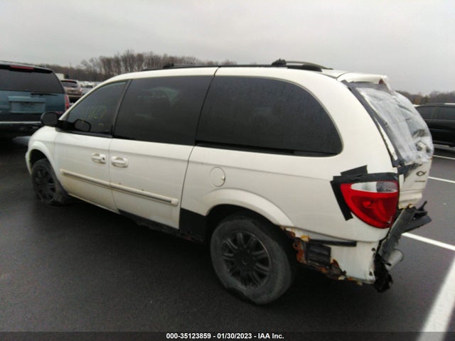 2005 CHRYSLER TOWN & COUNTRY TOURING VIN: 2C4GP54L05R559802