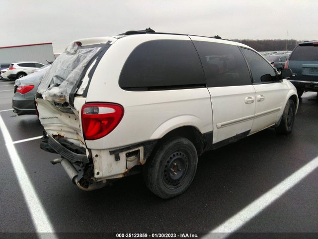 2005 CHRYSLER TOWN & COUNTRY TOURING VIN: 2C4GP54L05R559802