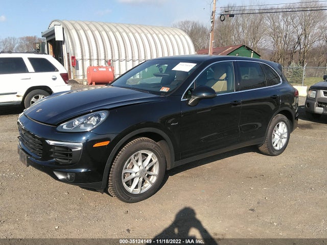2015 Porsche Cayenne, VIN: WP1AF2A28FLA33235