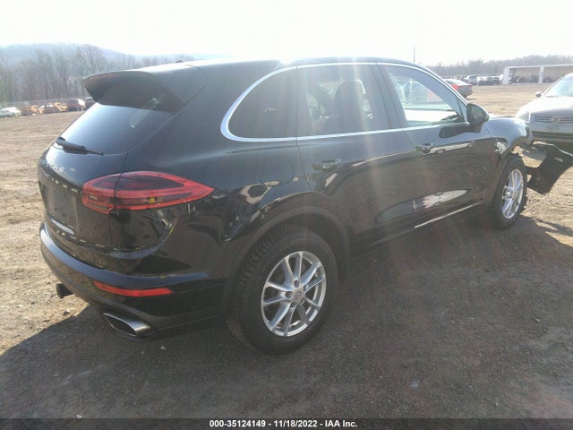 2015 Porsche Cayenne, VIN: WP1AF2A28FLA33235