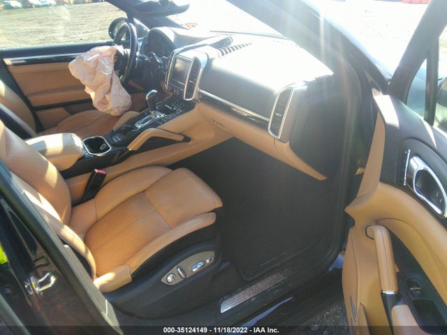 2015 Porsche Cayenne, VIN: WP1AF2A28FLA33235